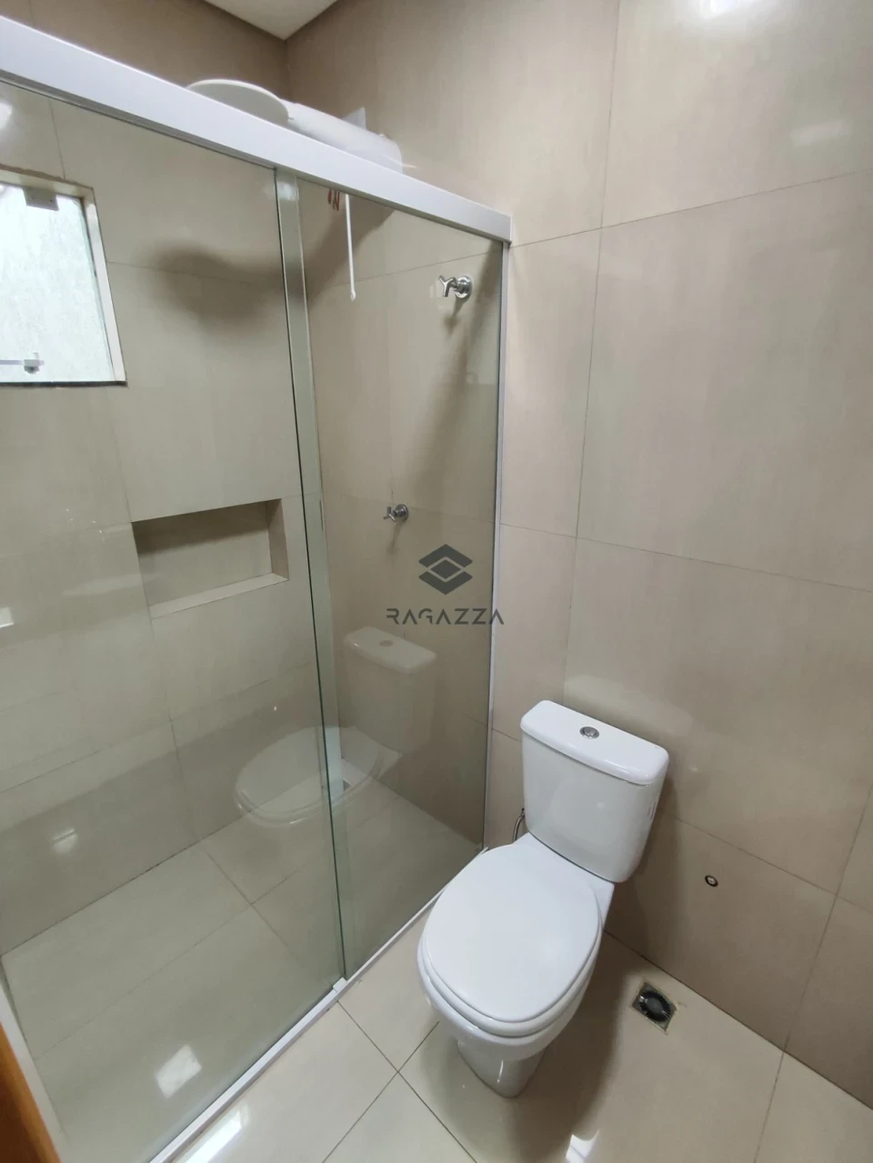 Imagens do imóveis Casa para locação e venda – Zona Leste de Londrina