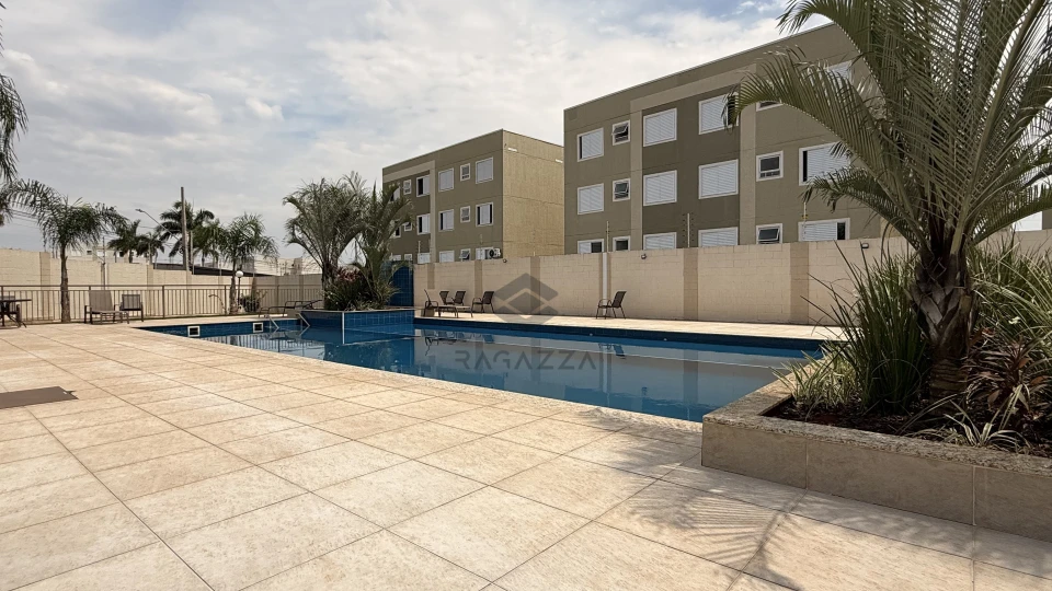 Apartamento à Venda no Condomínio Laguna Malagá