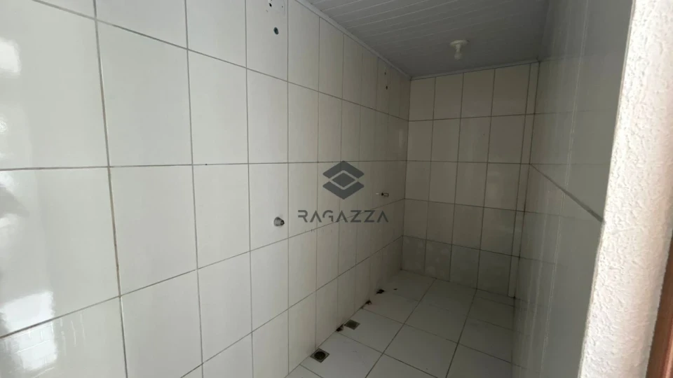 Imagens do imóveis Sala comercial com mezanino para locação | Rua Humaita - Londrina