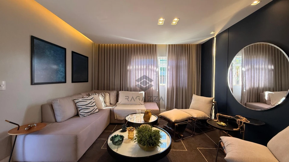 Imagens do imóveis Casa de Alto Padrão à Venda na Região Oeste