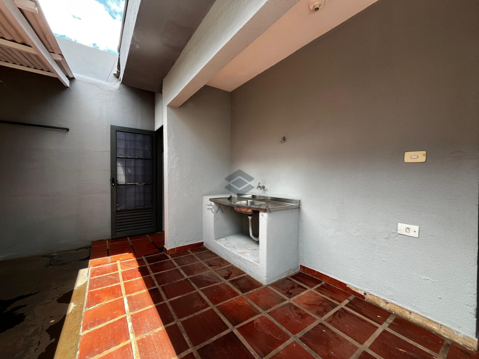 CASA PARA LOCAÇÃO NO BAIRRO WALDEMAR HAUER