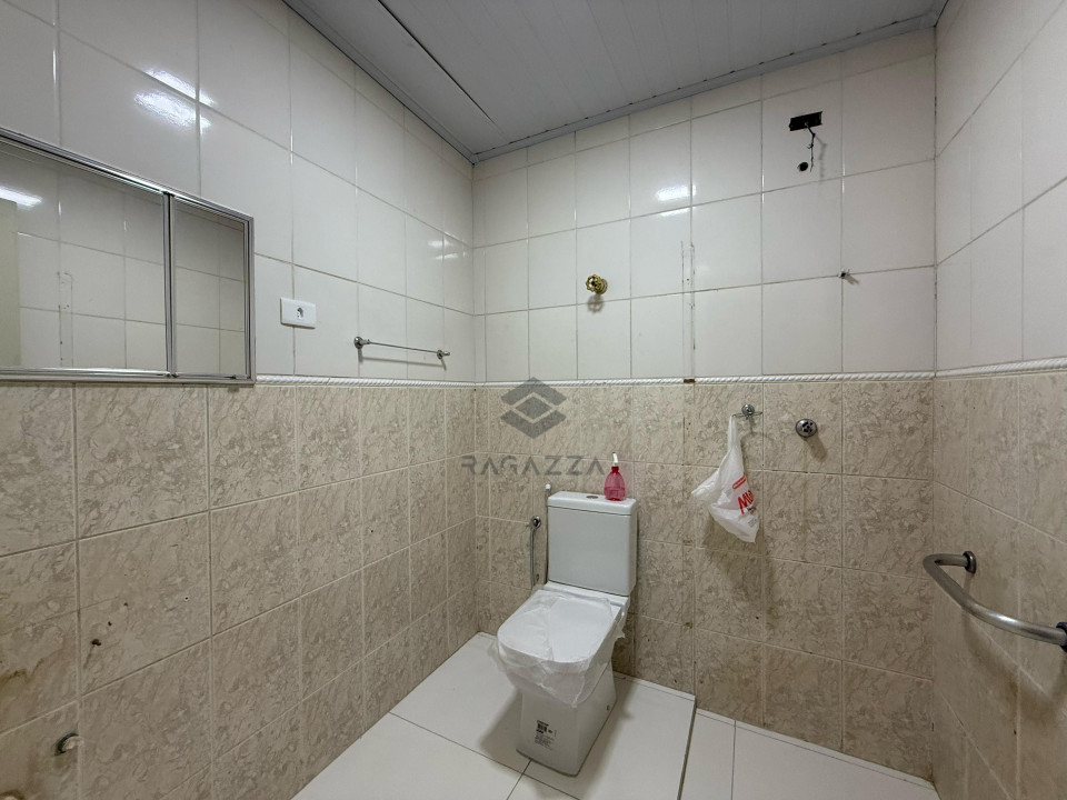 Casa à venda na região Oeste de Londrina