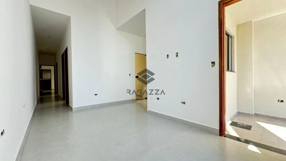 Casa à venda – Jd. Portal do Sol