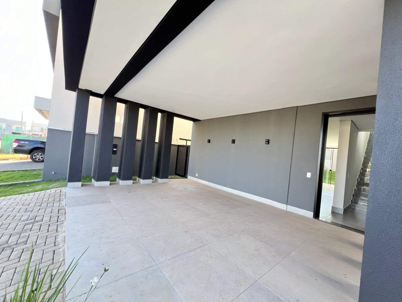 Imagens do imóveis Sobrado à venda em condomínio no Parque Tauá, Gleba Simon Frazer, Londrina, PR