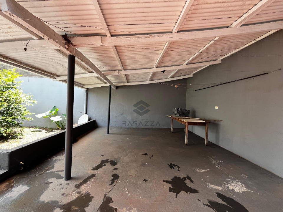 CASA PARA LOCAÇÃO NO BAIRRO WALDEMAR HAUER