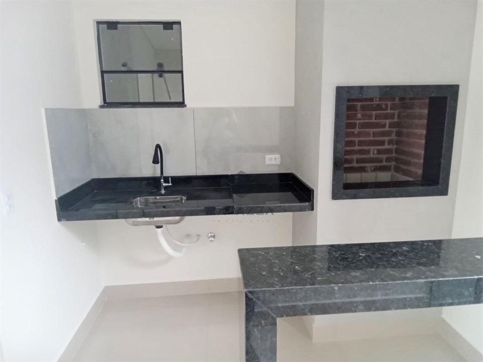 Imagens do imóveis Vendo casa com 3 quartos e 1 suíte no Vale do Cedro