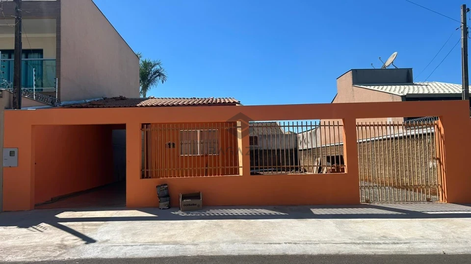 Imagens do imóveis Casa geminada à venda – Jd. Montecatini