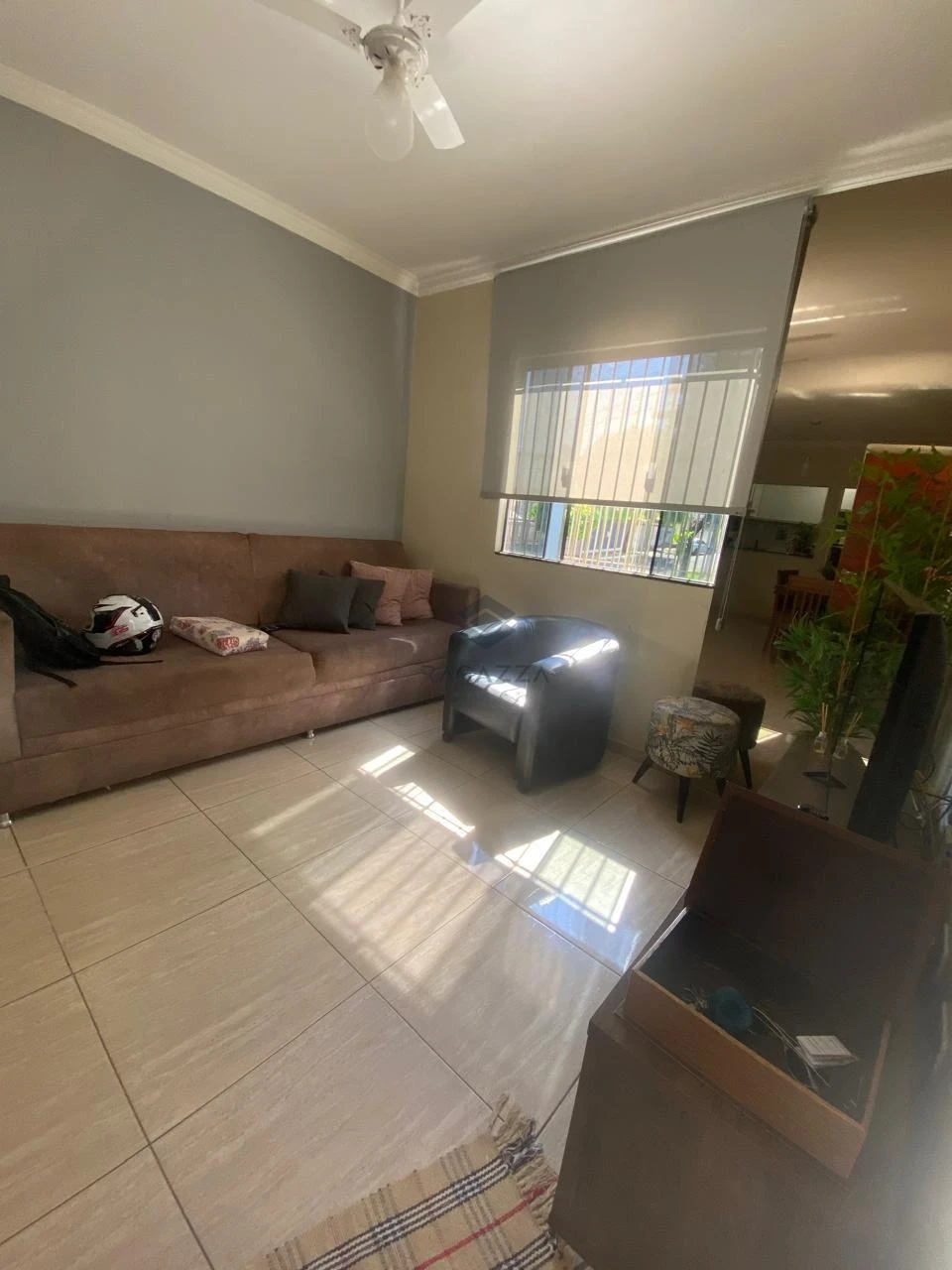 Imagens do imóveis CASA DE ESQUINA À VENDA – ZONA NORTE DE LONDRINA