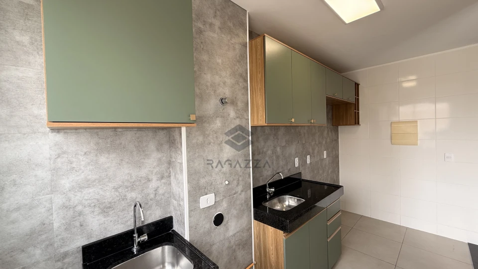 Apartamento à Venda no Condomínio Laguna Malagá