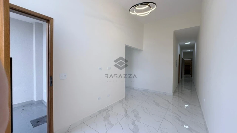 Imagens do imóveis Casa Moderna e Sofisticada à Venda