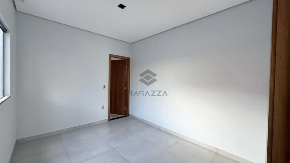 Casa geminada à venda – Jardim Verona