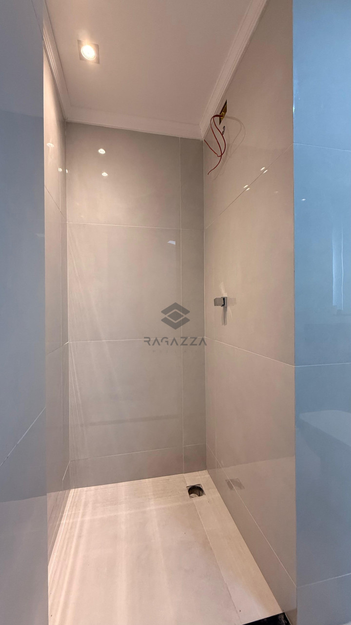 Apartamento Reformado no Centro de Londrina – 155 m² de Conforto e Estilo!