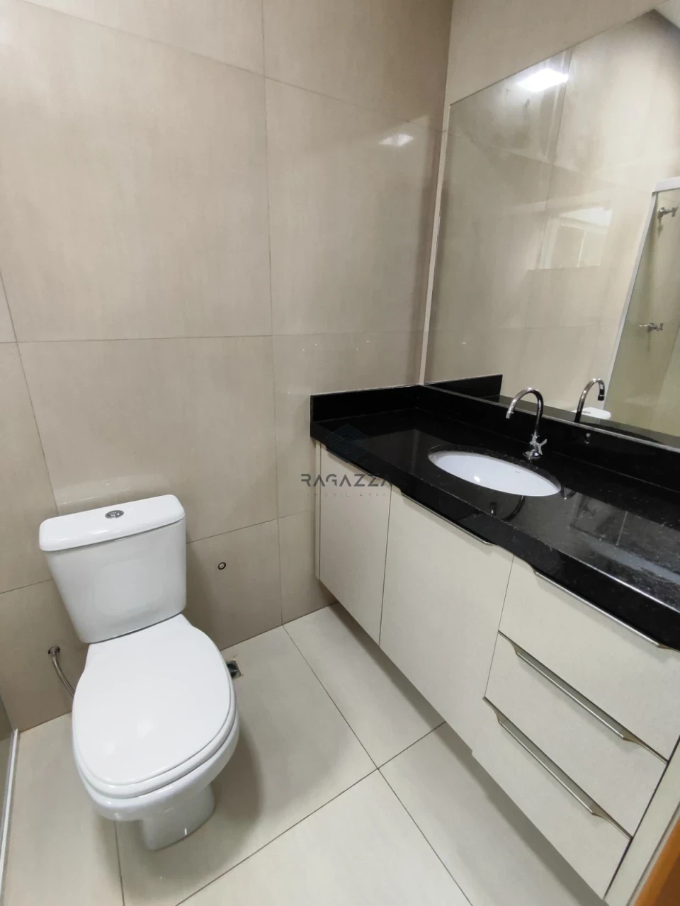 Imagens do imóveis Casa para locação e venda – Zona Leste de Londrina