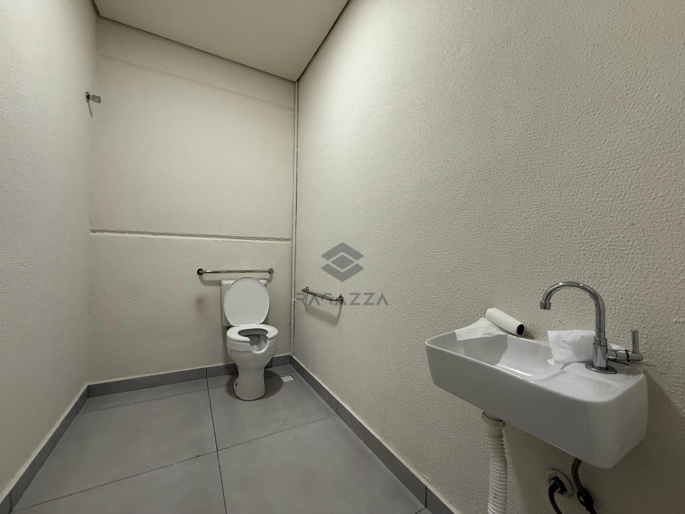 Imagens do imóveis Salão/Barracão novo recém construído com aproximadamente 400 m²