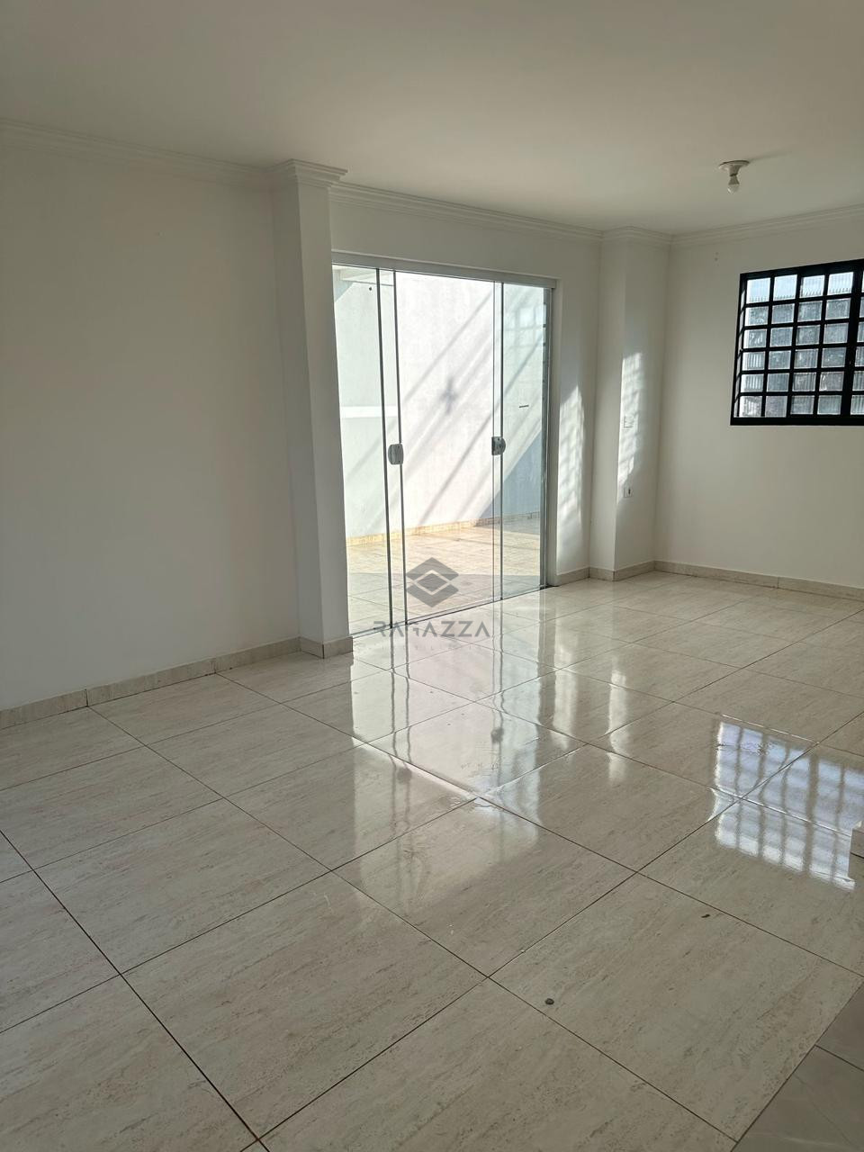 SOBRADO à venda no Jardim Maria Luiza, Londrina
