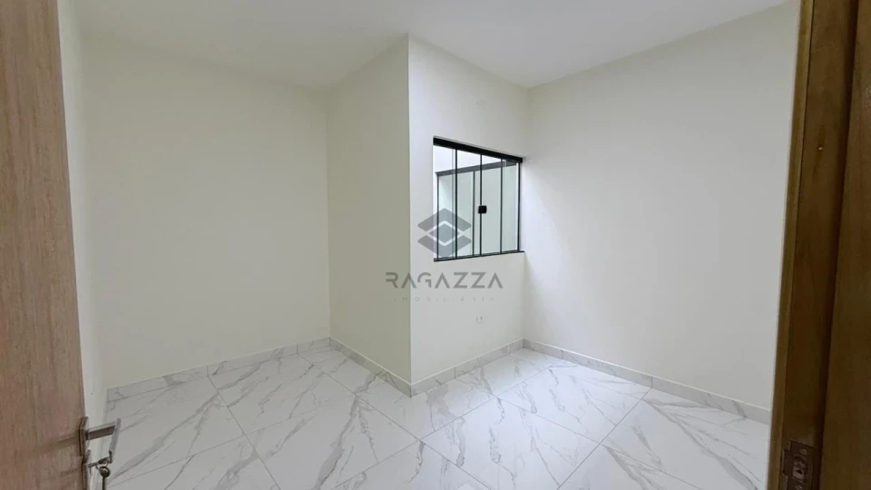 Imagens do imóveis Casa Moderna e Sofisticada à Venda