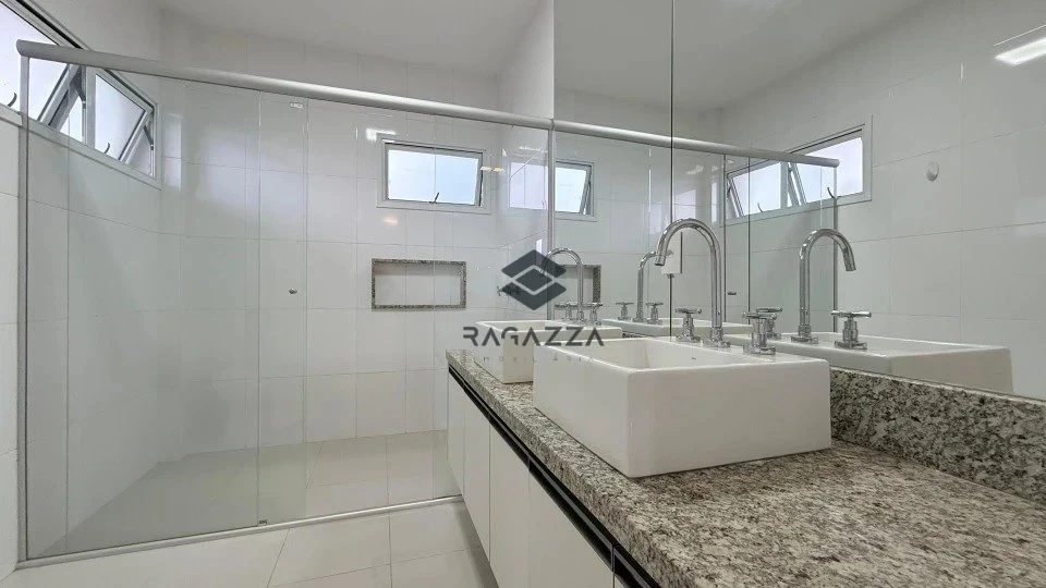 Imagens do imóveis Casa para locação – Condomínio Royal Maison Residence & Resort | Londrina
