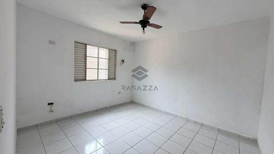 Imagens do imóveis CASA COMPLETA PARA LOCAÇÃO – BAIRRO BANCÁRIOS