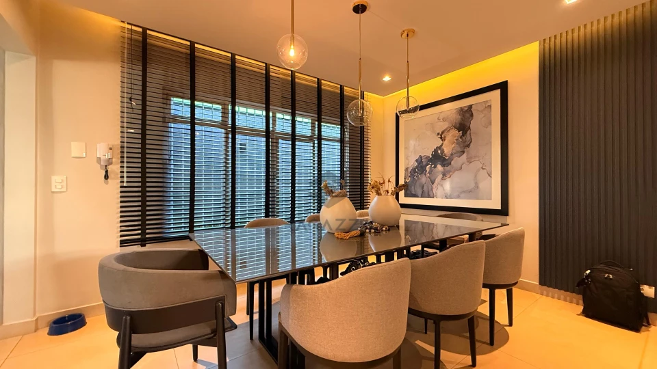 Imagens do imóveis Casa de Alto Padrão à Venda na Região Oeste