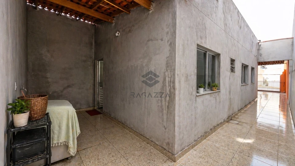 Imagens do imóveis Casa geminada à venda – Jd. Montecatini