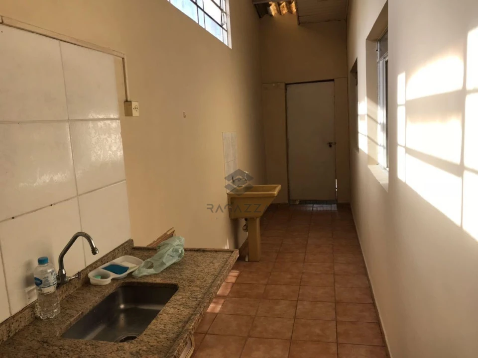 Imagens do imóveis Salão Comercial para Locação próximo ao Centro de Londrina