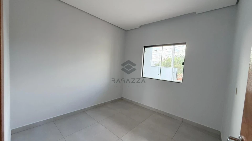 Casa geminada à venda – Jardim Verona