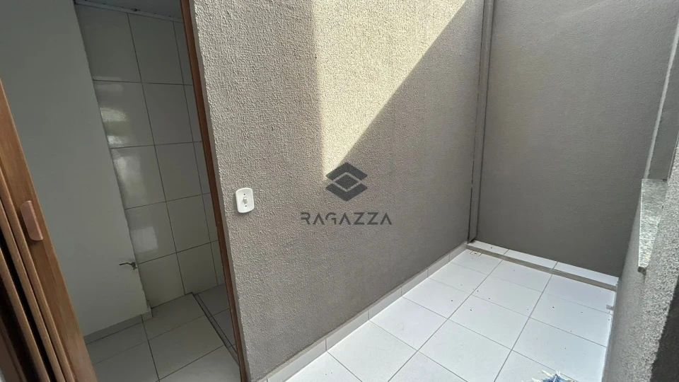 Imagens do imóveis Sala comercial com mezanino para locação | Rua Humaita - Londrina