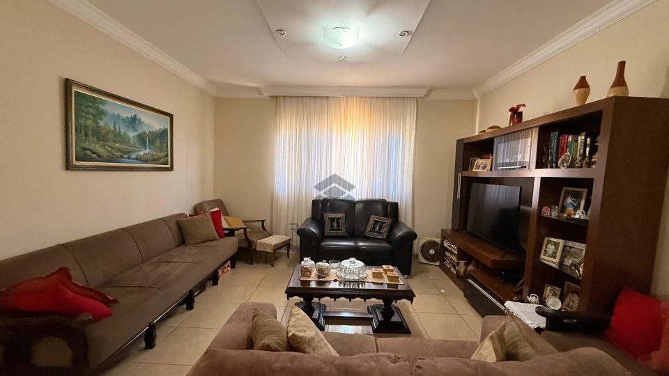 Imagens do imóveis CASA COM EDÍCULA À VENDA – ZONA LESTE, PRÓXIMO AO AEROPORTO