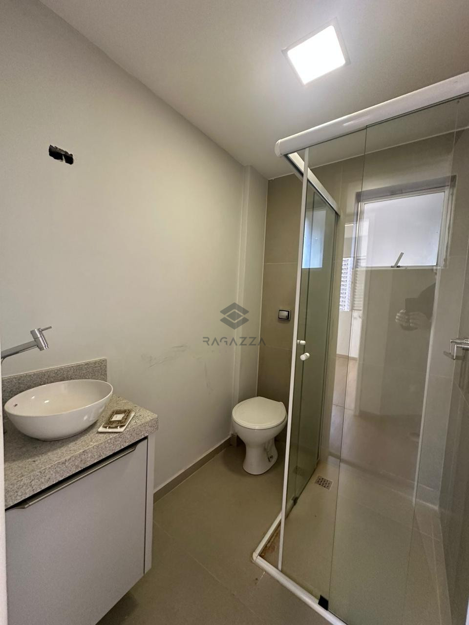 APARTAMENTO À VENDA NA GLEBA PALHANO - CONDOMÍNIO RESIDENCIAL DO LAGO II