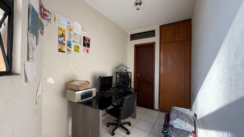 Apartamento à Venda – Ao lado do Colégio Marista, Av. Maringá – Zona Oeste de Londrina
