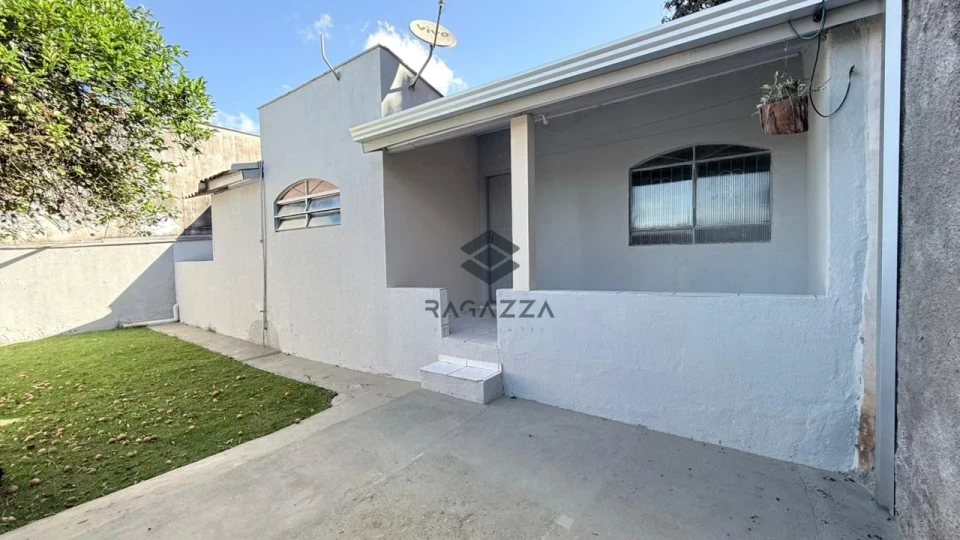 Casa de fundos para locação – Zona Sul