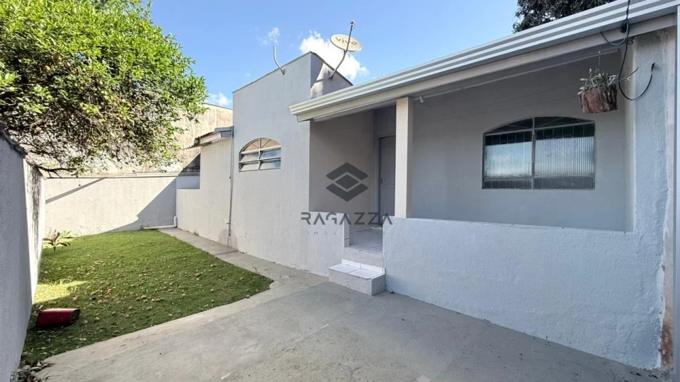 Casa de fundos para locação – Zona Sul