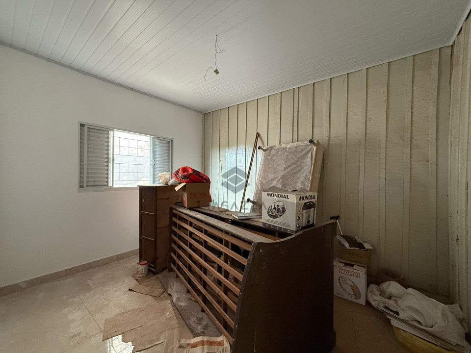 Casa à venda na região Oeste de Londrina