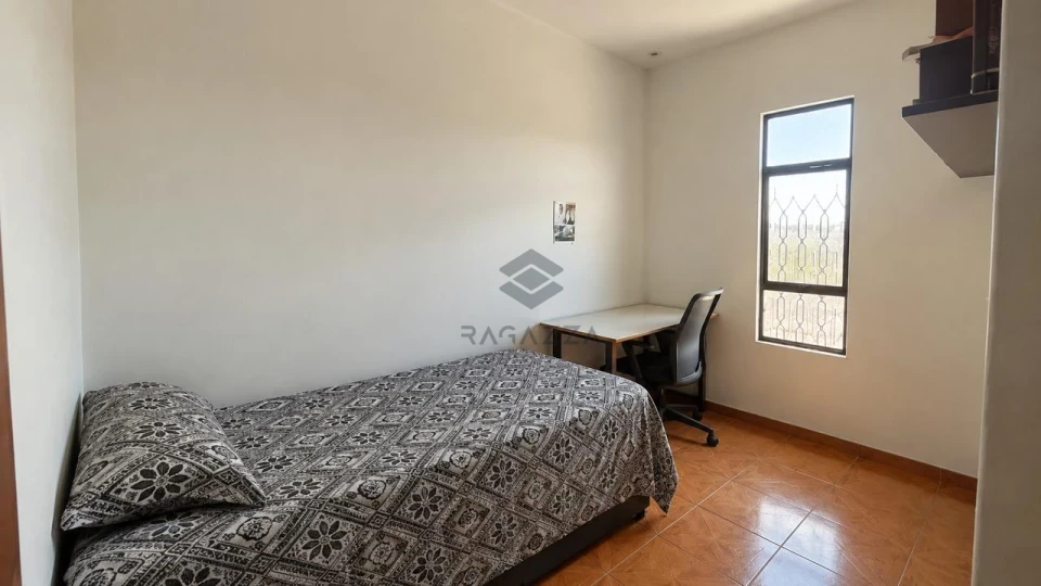Imagens do imóveis Casa à venda – Jardim Maria Cecília