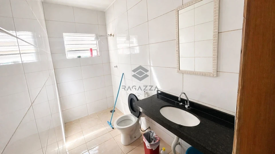 Imagens do imóveis Casa geminada à venda – Jd. Montecatini