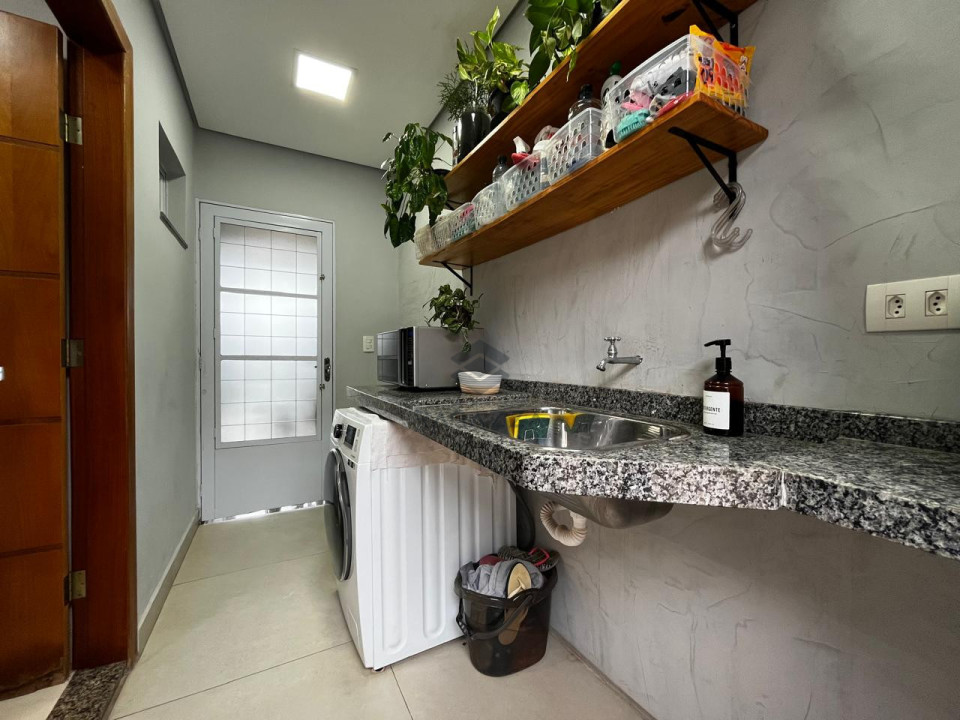 Imagens do imóveis Casa à venda na zona leste, Londrina, PR