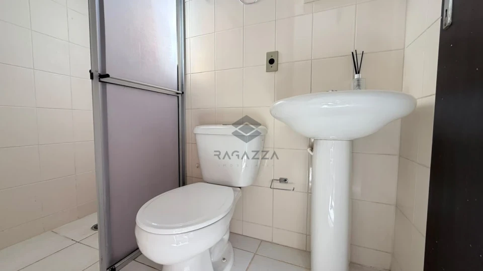 Imagens do imóveis Kitnet semimobiliada à venda e para locação – Ao lado da UEL