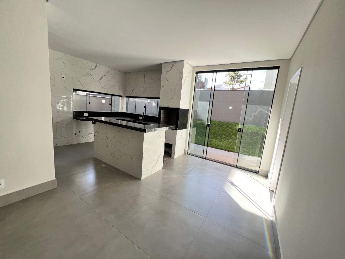 Imagens do imóveis Sobrado à venda em condomínio no Parque Tauá, Gleba Simon Frazer, Londrina, PR