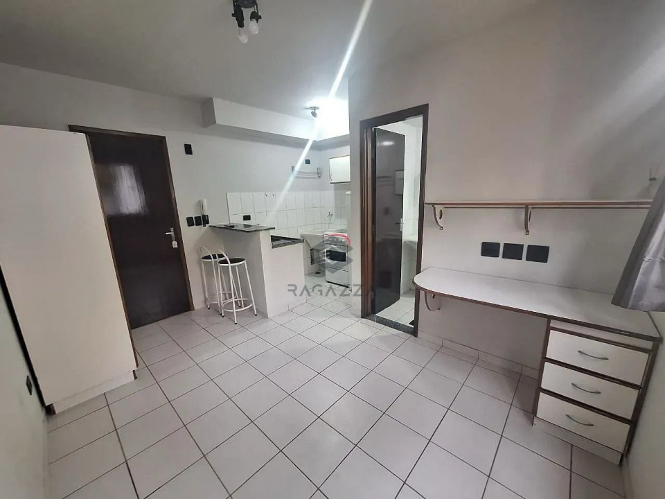 Apartamento no Condomínio Universiflat próximo a UEL, Londrina, PR