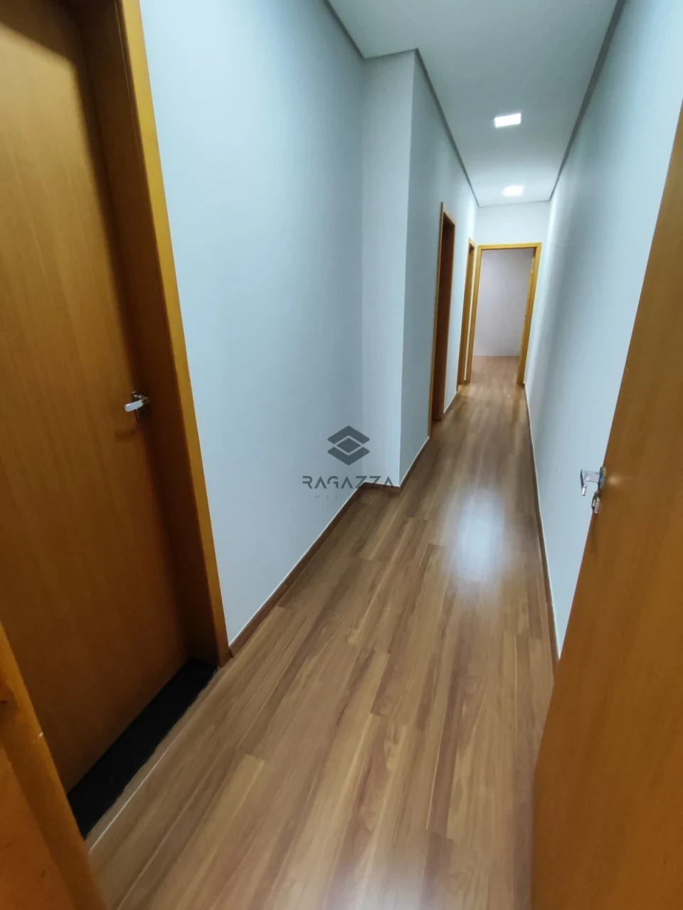 Imagens do imóveis Casa para locação e venda – Zona Leste de Londrina