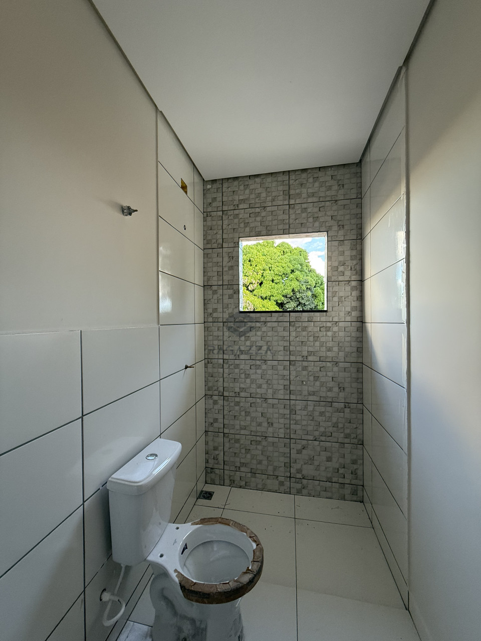 Imagens do imóveis Casa à Venda no bairro Colinas próximo a UEL