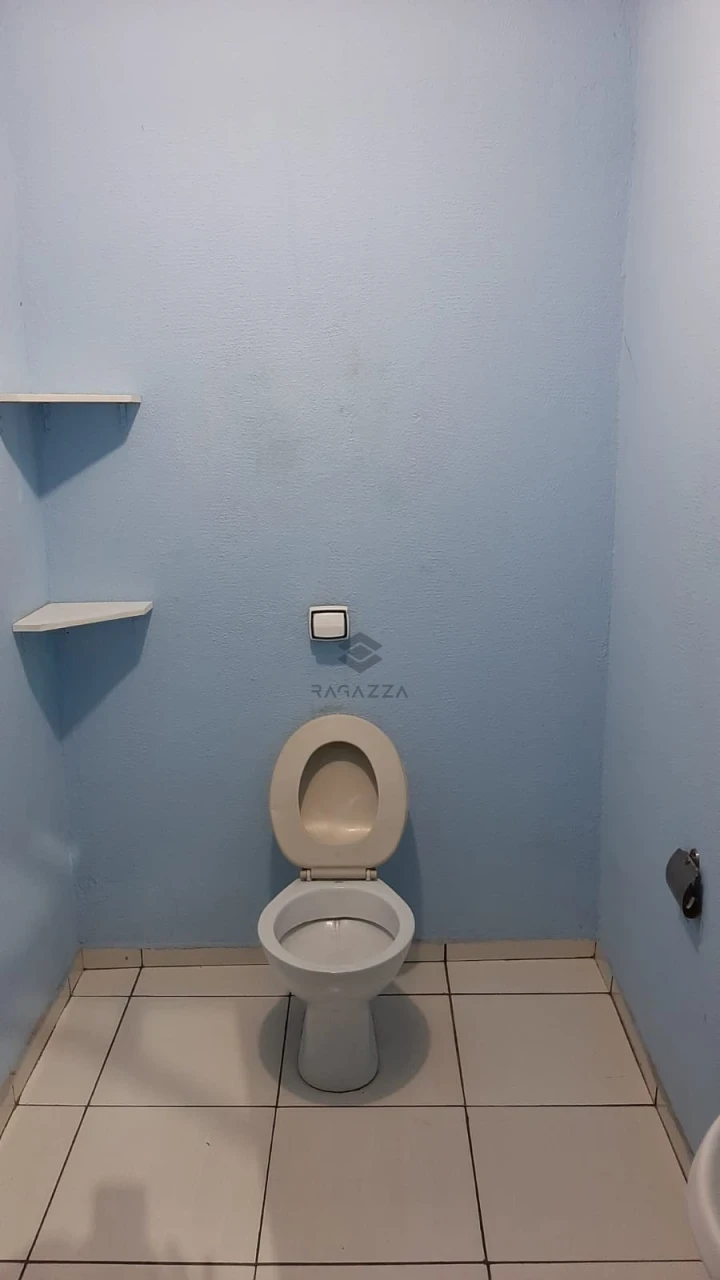 Imagens do imóveis BARRACÃO PARA LOCAÇÃO – EXCELENTE ESTRUTURA