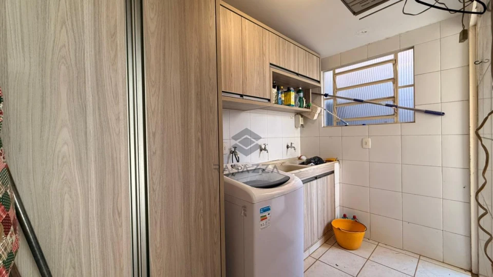 Imagens do imóveis Casa em Condomínio Fechado à Venda na Zona Leste de Londrina