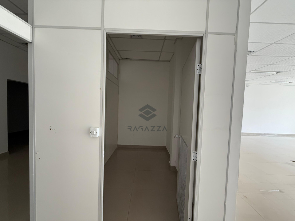 Imagens do imóveis PRÉDIO COMERCIAL PARA LOCAÇÃO | ZONA LESTE - PRÓXIMO À AV. SÃO JOÃO | LONDRINA/PR