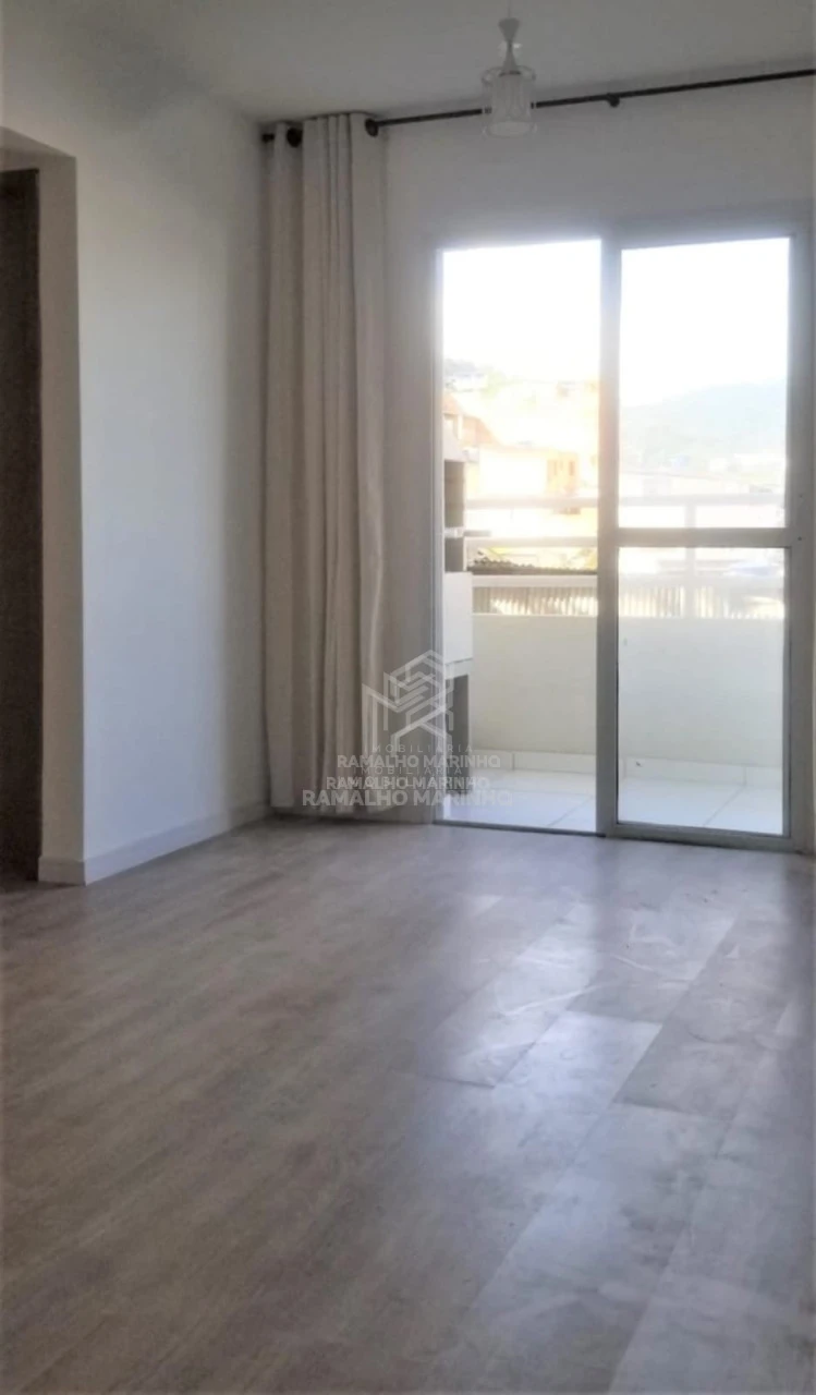 Imagens do imóveis Apartamento 54 m² , 2 dormitórios, e com sacada com Churrasqueira a Carvão, e vaga de garagem.