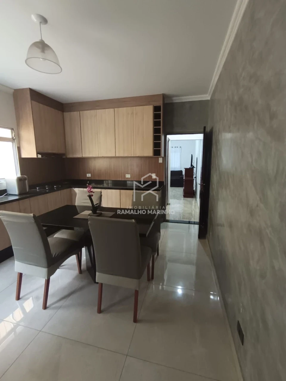 Imagens do imóveis Sobrado amarelo Santa Lídia