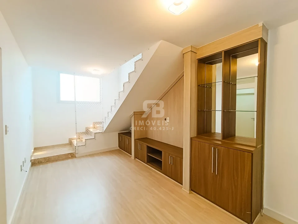 Imagens do imóveis COBERTURA CONDOMINIO LARISSA