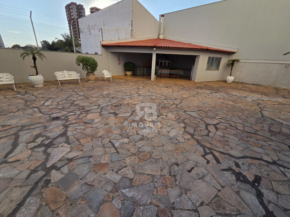 Imagens do imóveis CONDOMINIO VILALBA
