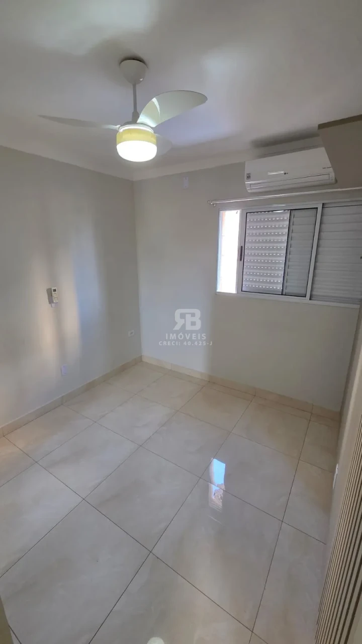 Imagens do imóveis CONDOMINIO ALPINIA