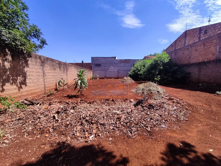 Imagens do imóveis Terreno jardim marajoara - zona norte
